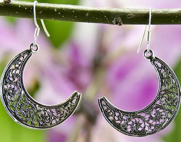 "Crescent Moon" Silver Filigree Earrings - Kashmir Designs